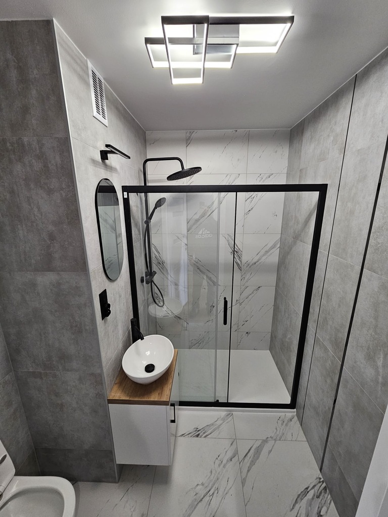 Kompleksowy remont małej łazienki